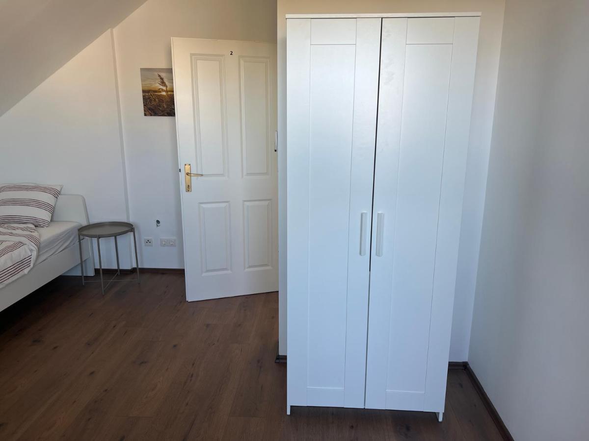 Ruhige Gruene Oase Bei Flughafen Apartment *